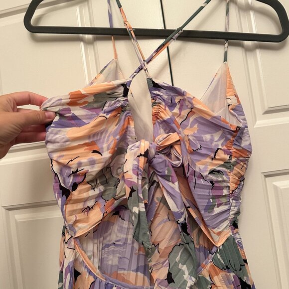 EUC ASTR the Label Blythe Floral Plisse Midi Dress - Picture 4 of 6